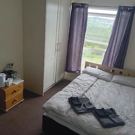Guest house For Rent In City Waterford