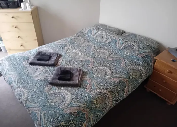 Double For Rent In * Вотафорд